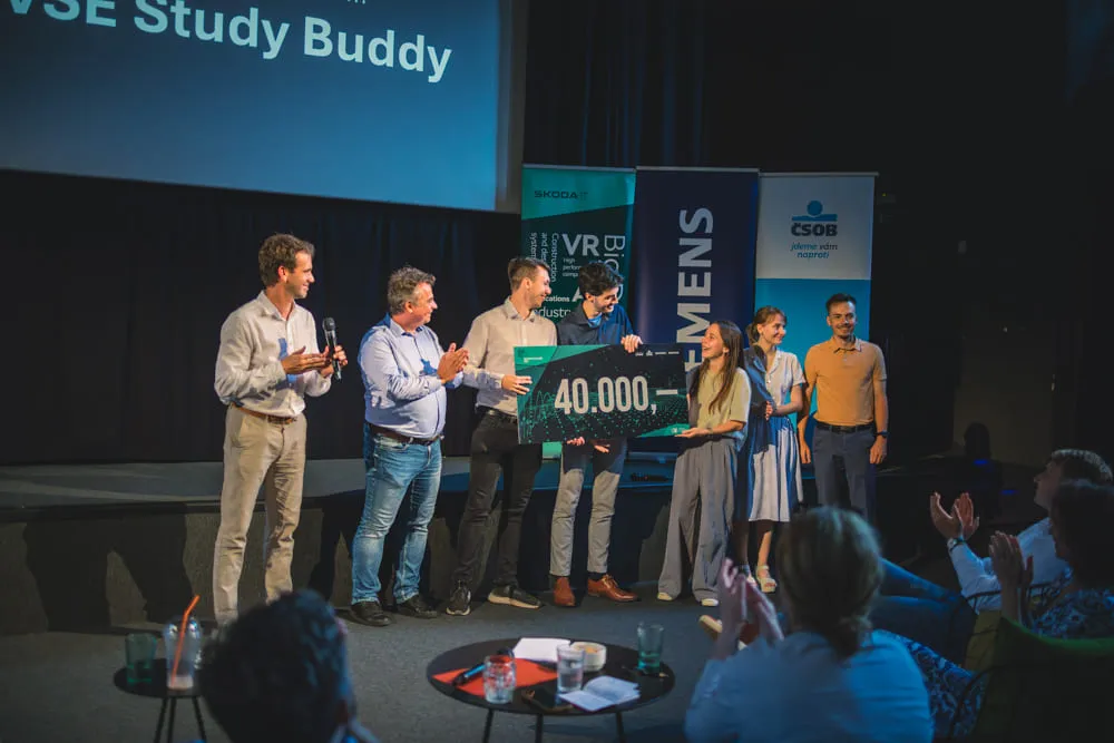 Das Siegerprojekt Study Buddy gewinnt 40.000 tschechische Kronen